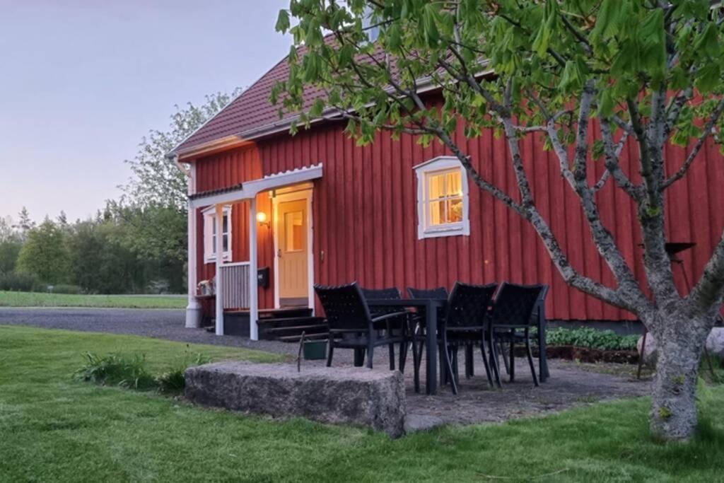 Lantligt hus på Knohult Villa Aneby Exteriör bild